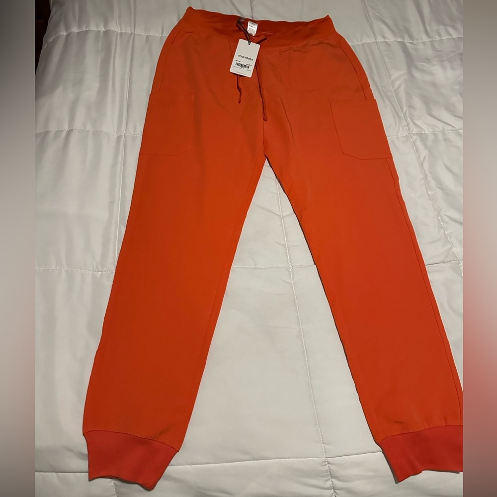 BRAND NEW MANDALA SCRUBS IN TERRACOTTA. NWT